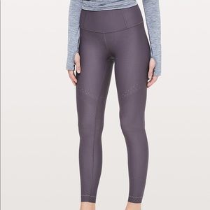lululemon Zone In Tight 25”